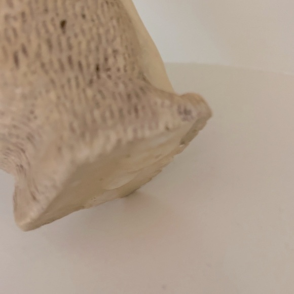 Yankees Baseball Bear Sculpture Statue Ball and Bat Bear Heavy Paper Weight - Picture 11 of 14